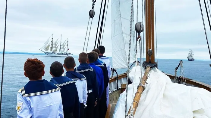 Постройка Молодежной Морской Лигой учебной парусной шхуны «Лена» для совместных морских программ с ВДЦ «Океан»