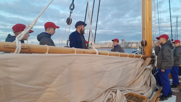Спортивно-патриотическая программа «Школа под парусами» на форте Тотлебен