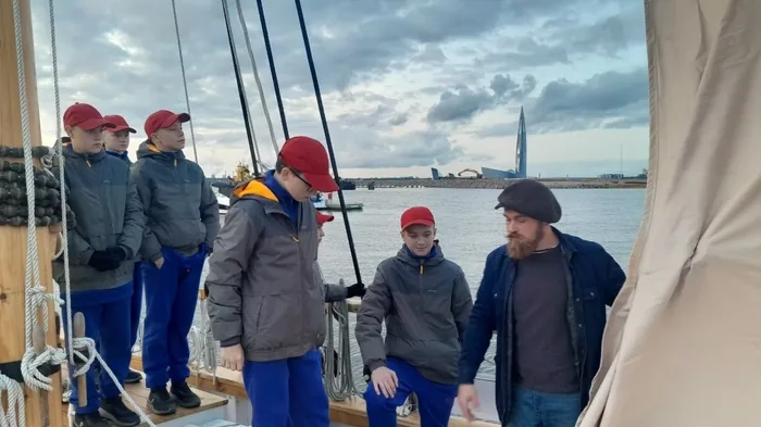 Спортивно-патриотическая программа «Школа под парусами» на форте Тотлебен