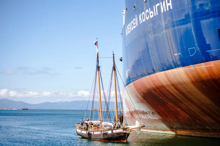 Постройка Молодежной Морской Лигой учебной парусной шхуны «Лена» для совместных морских программ с ВДЦ «Океан»